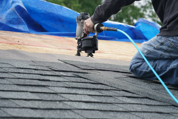  New Town, ND Roofing Contractor Pros